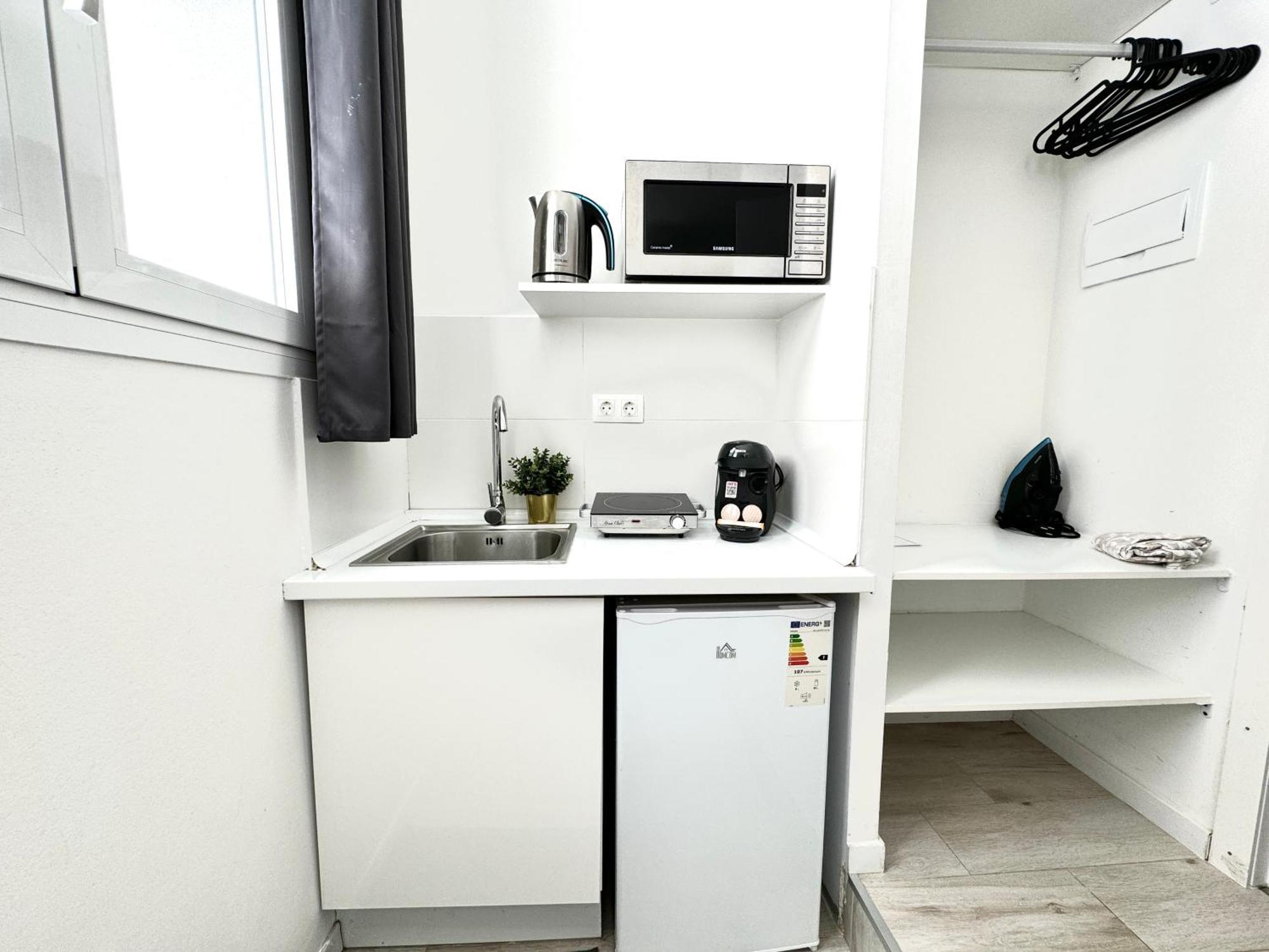 Cinco Torres Suites Madrid Eksteriør billede