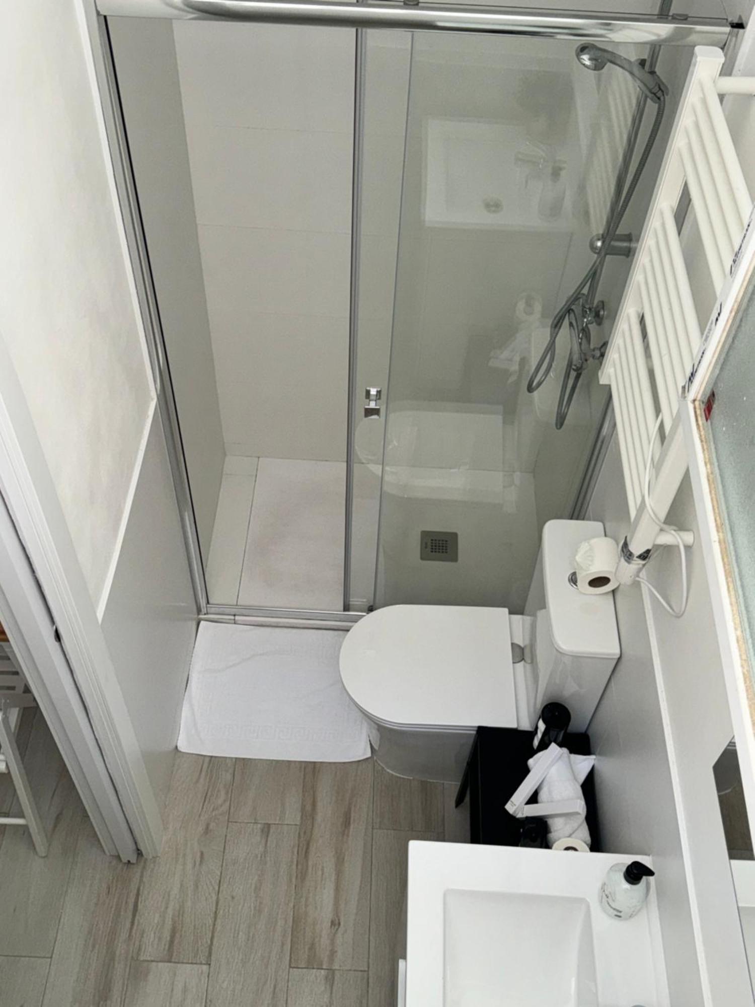 Cinco Torres Suites Madrid Eksteriør billede