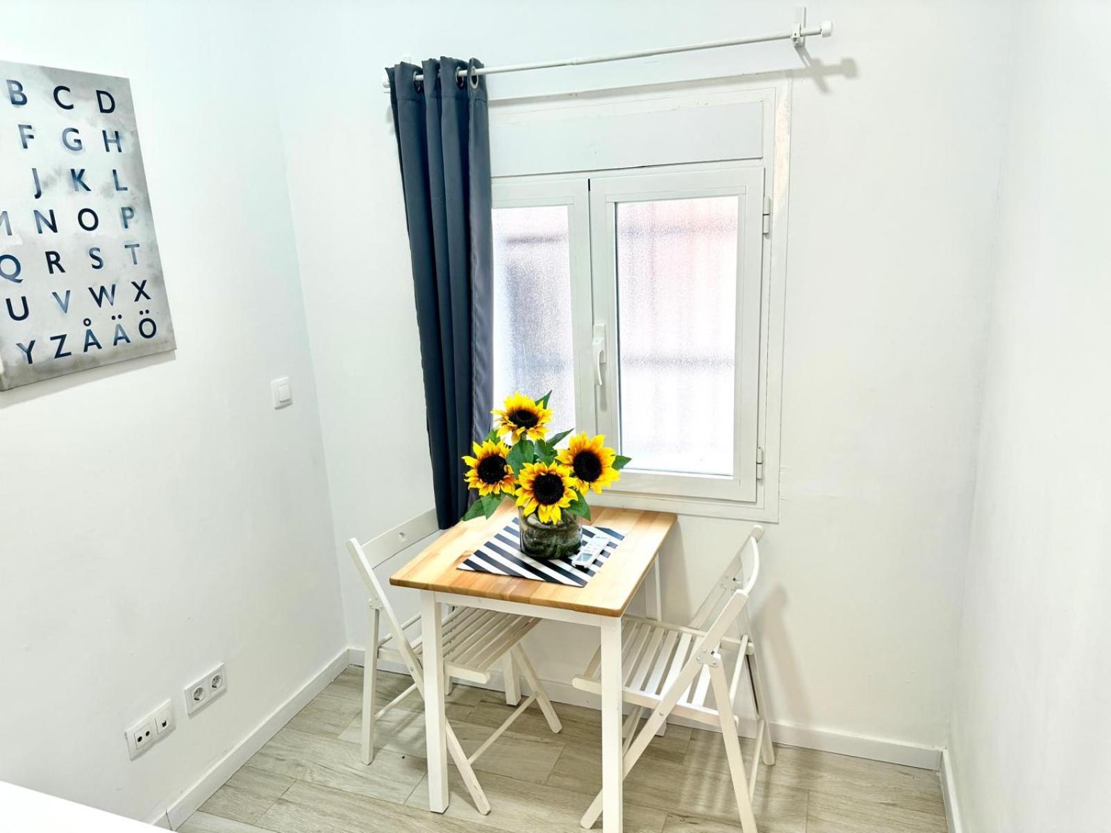 Cinco Torres Suites Madrid Eksteriør billede