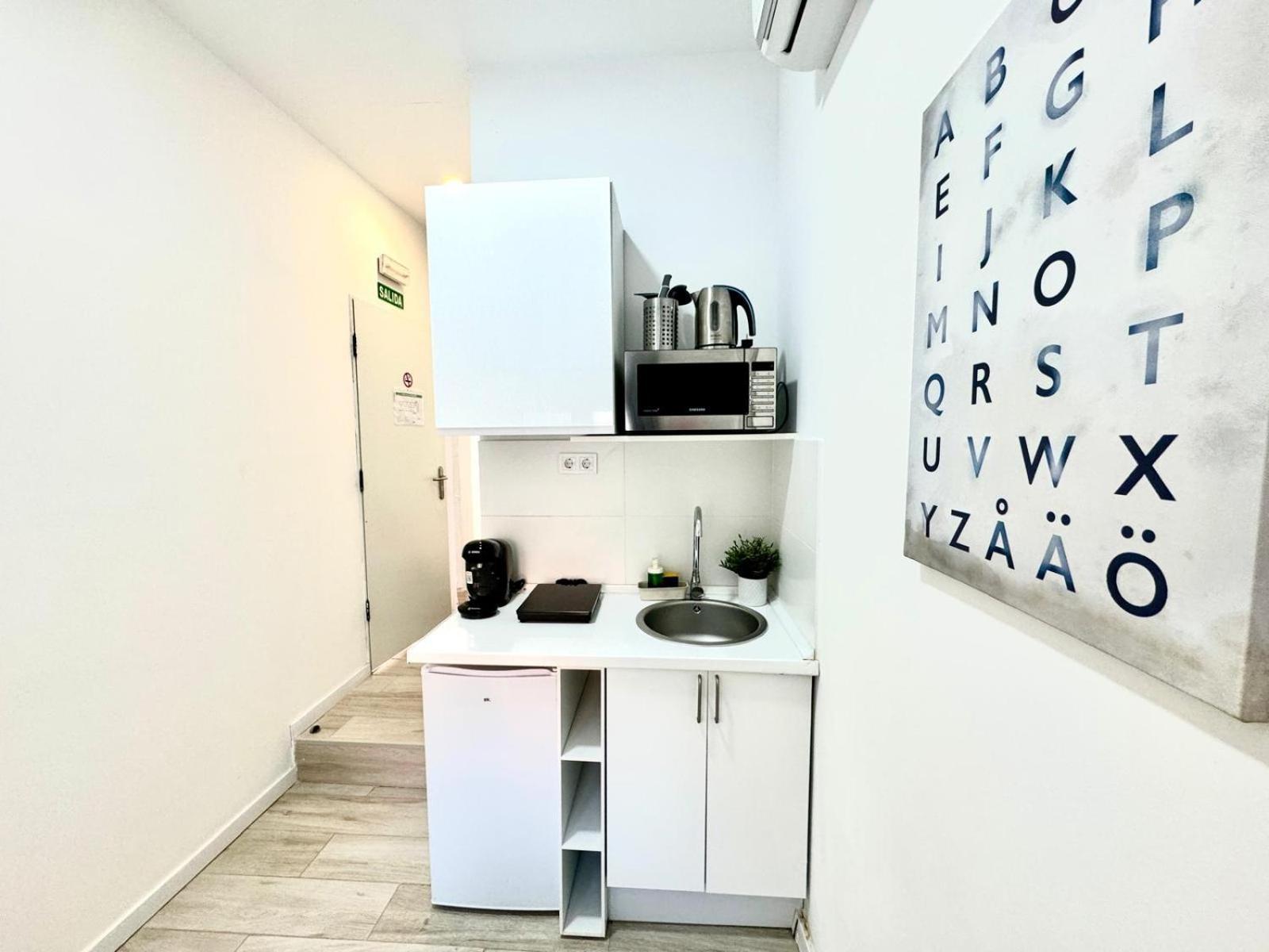 Cinco Torres Suites Madrid Eksteriør billede
