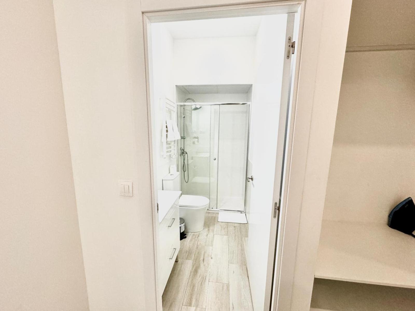 Cinco Torres Suites Madrid Eksteriør billede