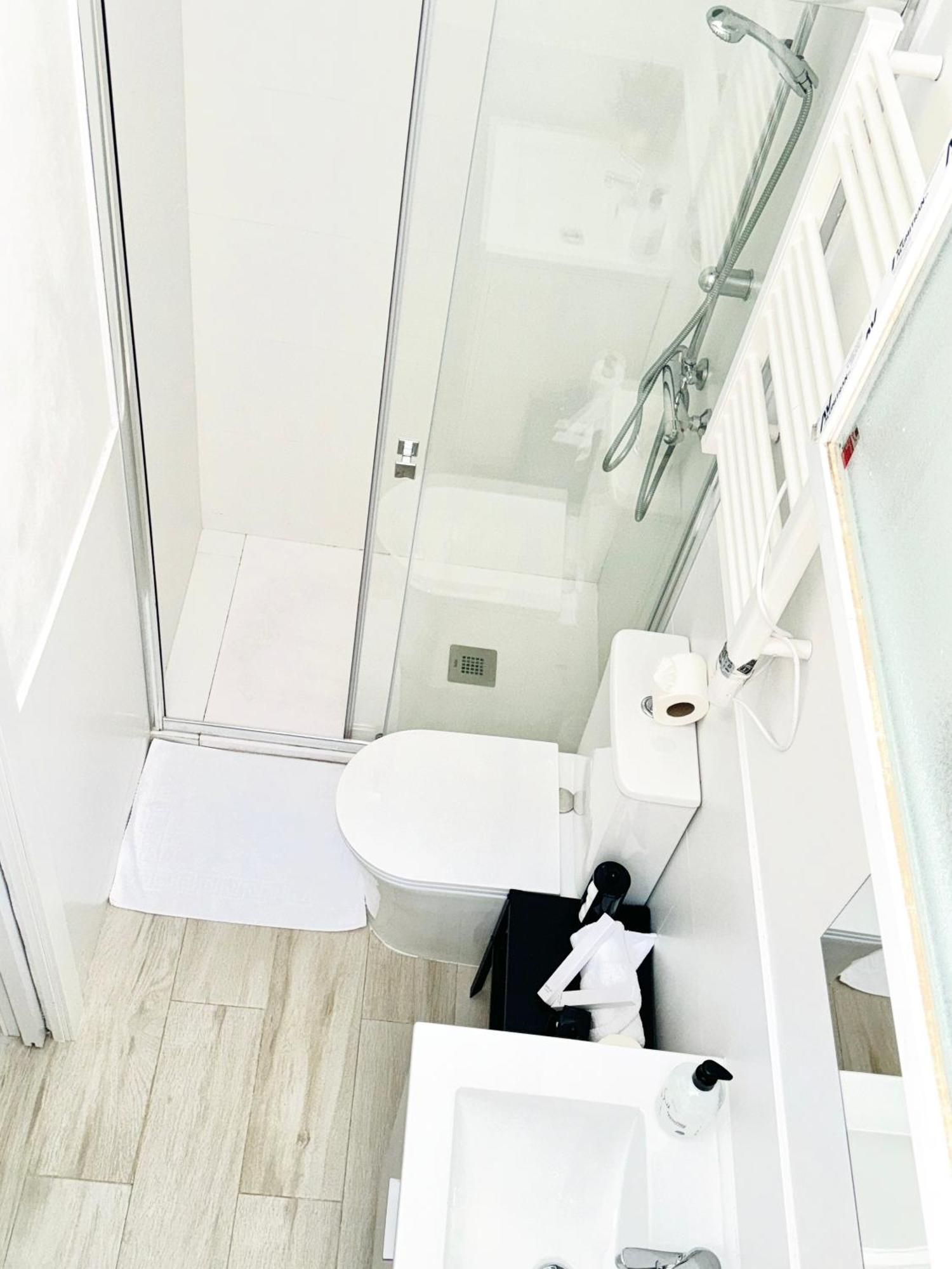 Cinco Torres Suites Madrid Eksteriør billede